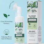 Mousse Nettoyante à l'Arbre à Thé & Thé Vert - Nettoyant Visage Purifiant avec Brosse Intégrée - Contrôle de l'Excès de Sébum et Éclat - 150ml – Image 4