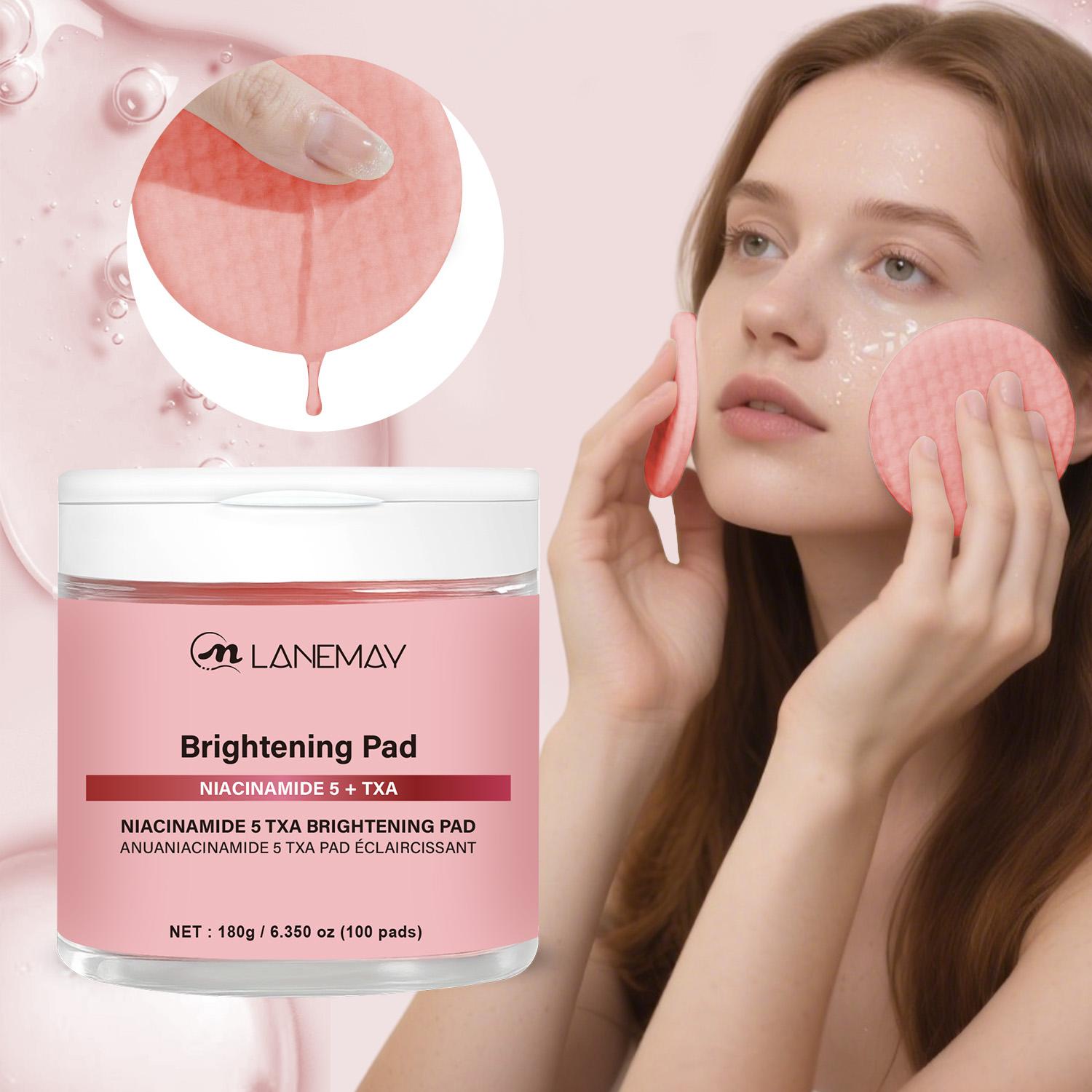 gvc.product.image_.1772648162864.c5a903cf-d114-438f-ae9e-bafd033bd5b1.jpeg LANEMAY Brightening Pads (100 pcs) – Disques clarifiants Niacinamide 5% et Acide Tranexamique (TXA) – Anti-Taches, Hydratant et Lissant – Soin Visage Illuminateur à l'Acide Hyaluronique et Centella Asiatica – Image 1