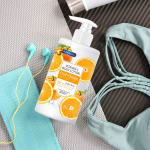 Lait Corporel Clarifiant à la Vitamine C & Orange Fraîche – Hydratation Intense et Protection SPF 50 – Image 6